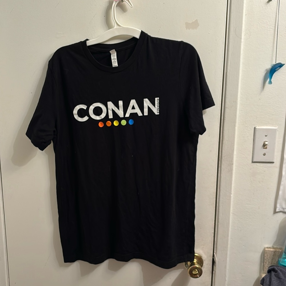 Large Black “CONAN AUDIENCE” TV T-shirt, TBS/WB, Black, gently worn